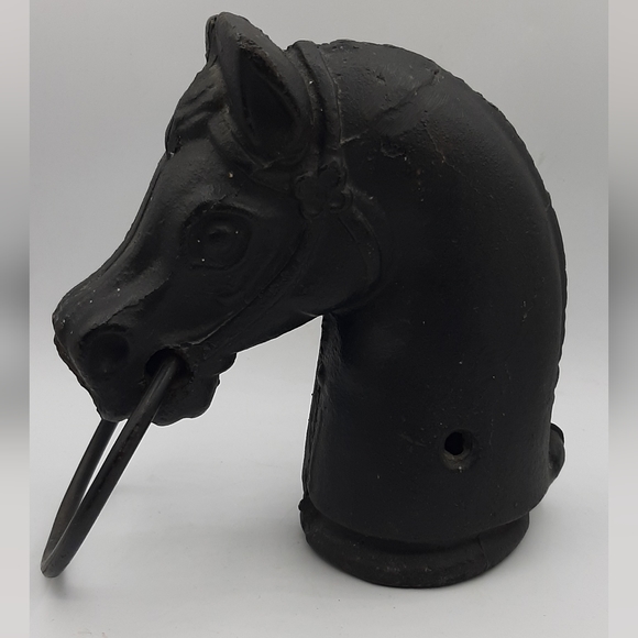 Vintage Cast Iron Horse Head Bust Hitching Post Pricked Ear Top Ring Equestiran - Picture 3 of 14